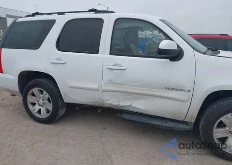 2008 GMC Yukon Slt z USA, uszkodzony, nr VIN 1GKFC13088J173052